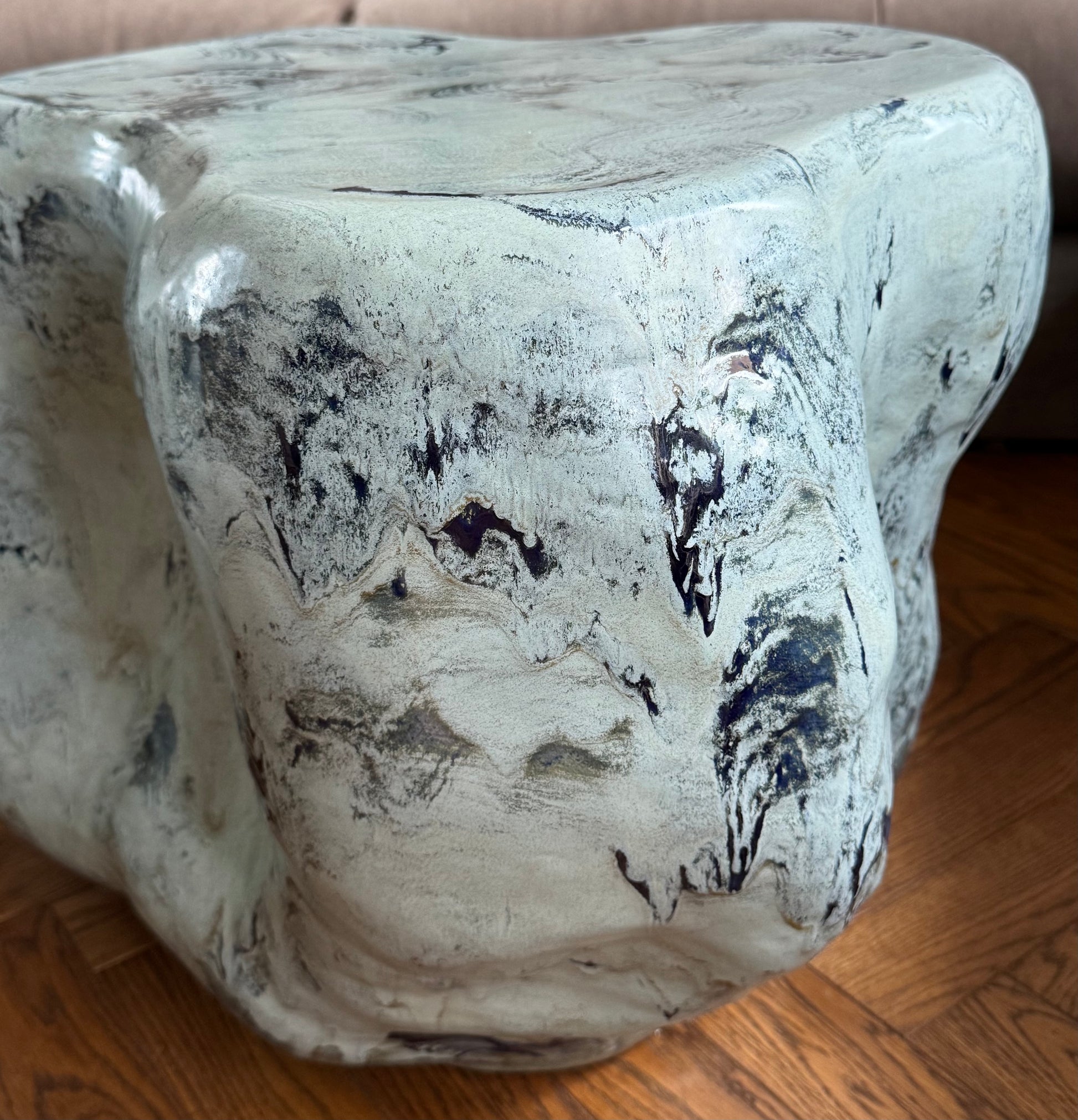 Zestaw dwóch ceramicznych stolików/ set of 2 ceramic tables